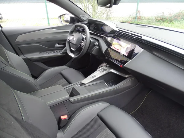 Peugeot 408 (2026) — foto 7 van 32