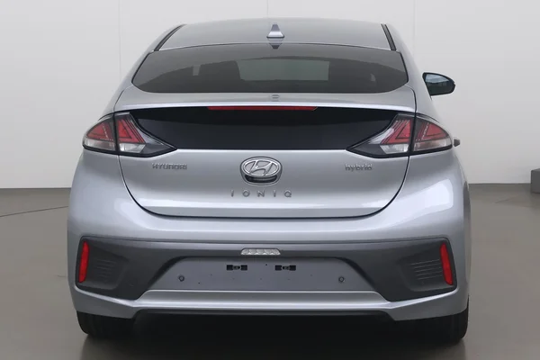 Hyundai Ioniq Hev (2020) — foto 15 van 20