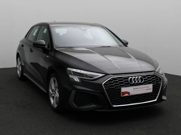 AUDI A3 Sportback (2024) — foto 12 van 23