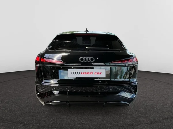 AUDI Q3 Sportback (2025) — foto 8 van 22