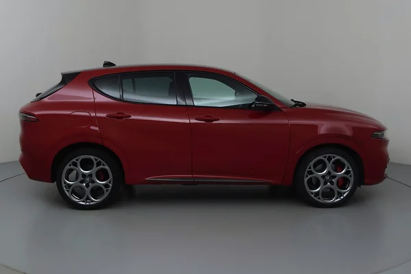 Alfa Romeo Tonale (2024) — foto 29 van 32