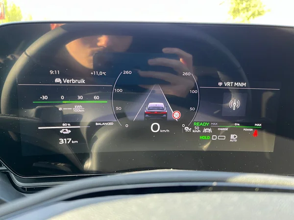AUDI A6 Sportback e-tron (2026) — foto 16 van 24