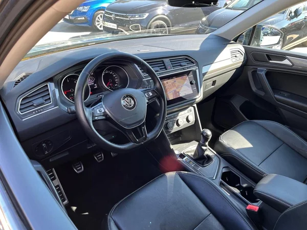 VOLKSWAGEN Tiguan Allspace Dsl (2020) — foto 21 van 22