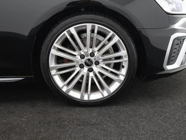 AUDI A4 Avant (2024) — foto 29 van 29