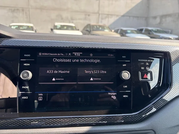 VOLKSWAGEN Taigo (2022) — foto 17 van 20