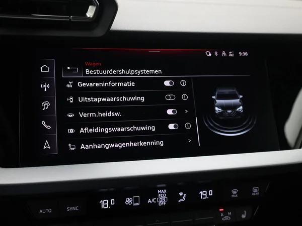 AUDI A3 Sedan (2024) — foto 17 van 24