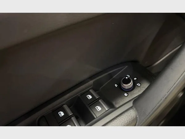 Audi Q5 (2021) — foto 16 van 26