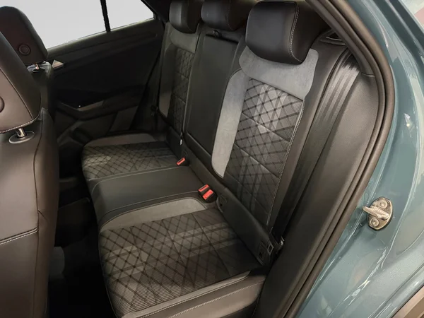 VOLKSWAGEN T-Roc (2026) — foto 23 van 24