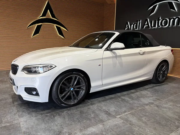 Bmw 218 (2016) — foto 15 van 27