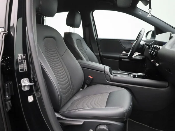 Mercedes-Benz B-Klasse (2023) — foto 31 van 44