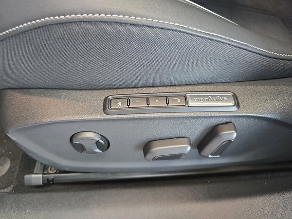 VOLKSWAGEN ID.7 (2024) — foto 14 van 22