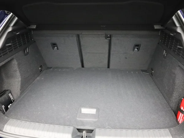 AUDI A3 Sportback (2025) — foto 2 van 24