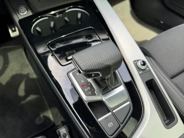 AUDI A4 Avant (2024) — foto 24 van 33