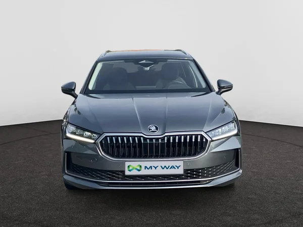 SKODA Superb Combi (2025) — foto 25 van 25