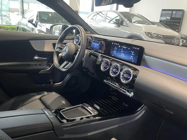 Mercedes-Benz A-Klasse (2024) — foto 10 van 23