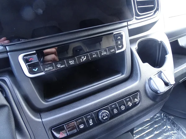 Peugeot Boxer (2025) — foto 3 van 14