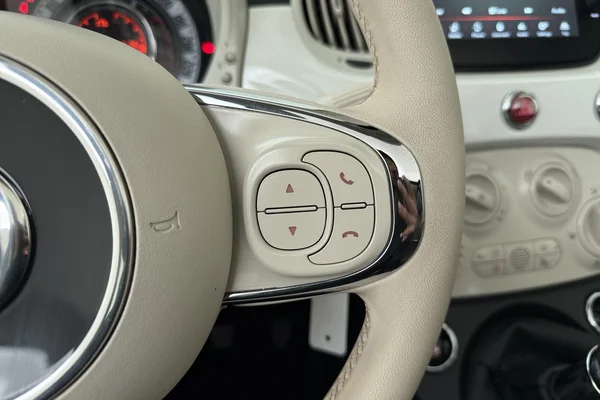 Fiat 500c (2021) — foto 6 van 18