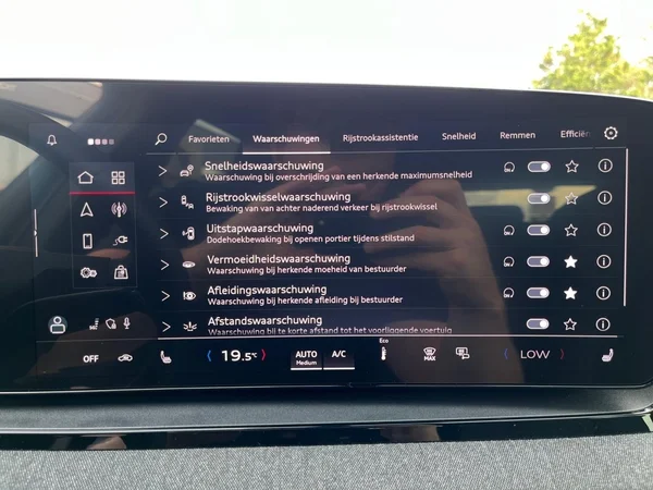 AUDI Q6 e-tron (2025) — foto 5 van 22