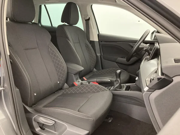SKODA Kamiq (2023) — foto 14 van 36
