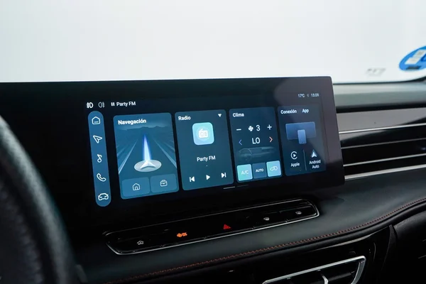 MG HS PHEV (2025) — foto 16 van 55