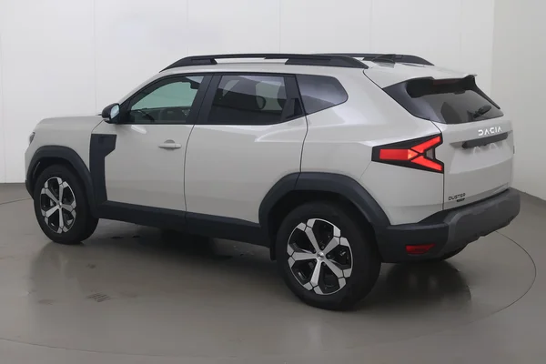 Dacia Duster Hybrid (HEV) (2026) — foto 10 van 16
