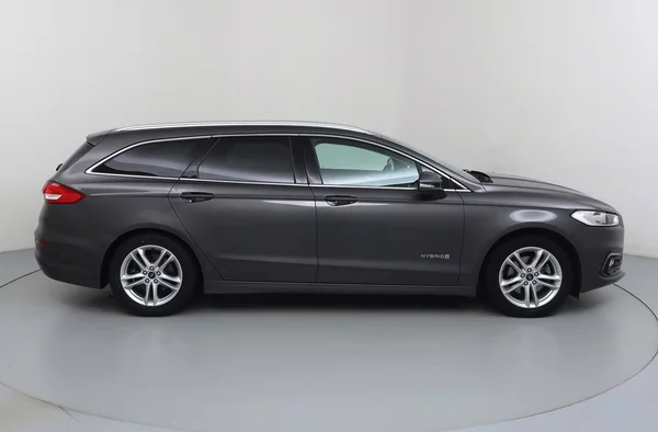 Ford Mondeo Clipper Hybrid (2020) — foto 33 van 36
