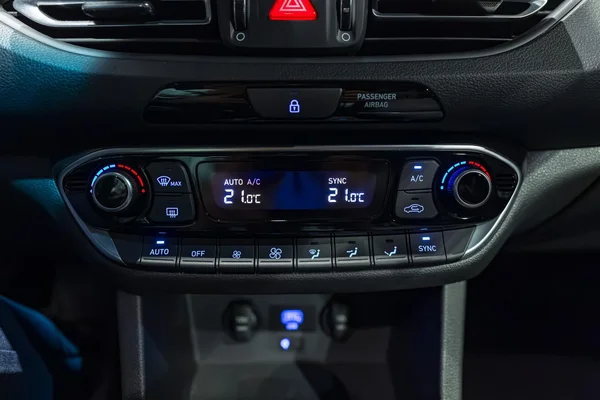 Hyundai i30 (2023) — foto 32 van 44