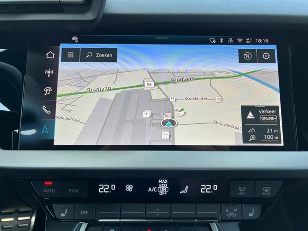AUDI A3 Sportback PHEV (2026) — foto 2 van 22