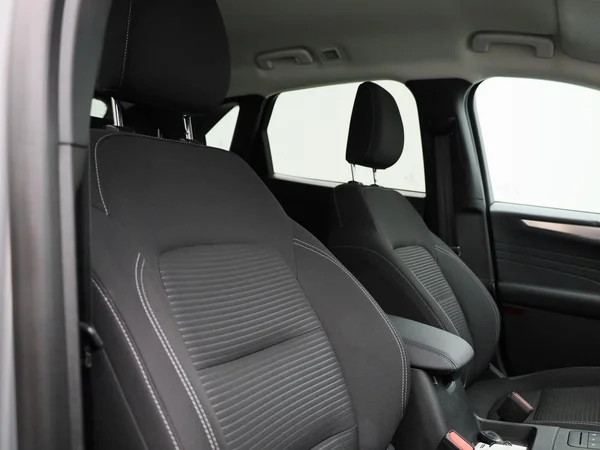 Ford Kuga (2022) — foto 30 van 40