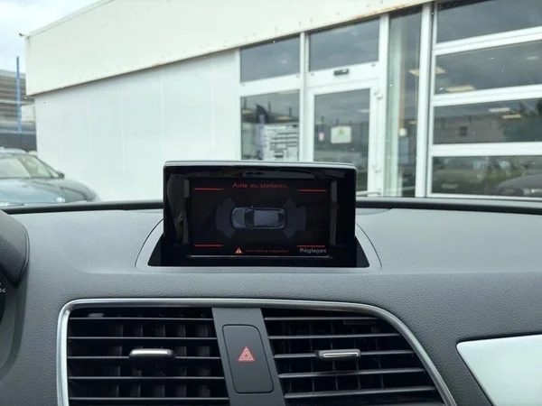 AUDI Q3 (2016) — foto 3 van 3