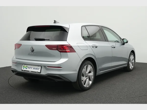 VOLKSWAGEN Golf VIII (2026) — foto 12 van 27