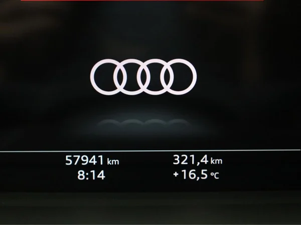 AUDI Q3 Sportback PHEV (2024) — foto 10 van 23