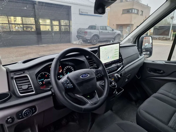 Ford Transit (2024) — foto 12 van 15