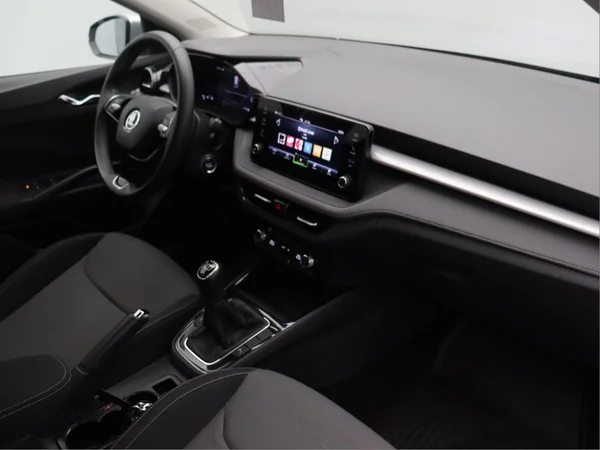 SKODA Fabia (2024) — foto 9 van 15