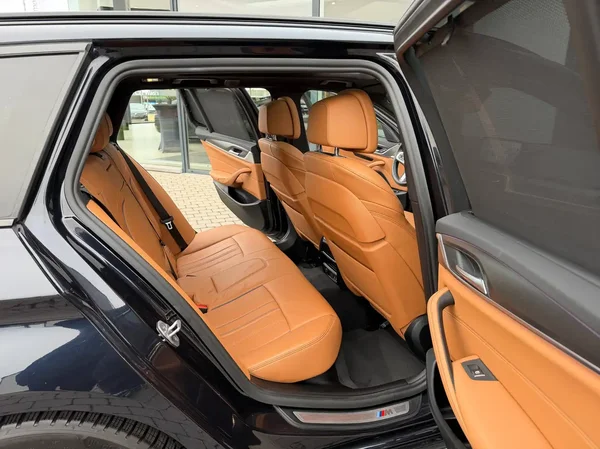 Bmw 530 (2022) — foto 21 van 33
