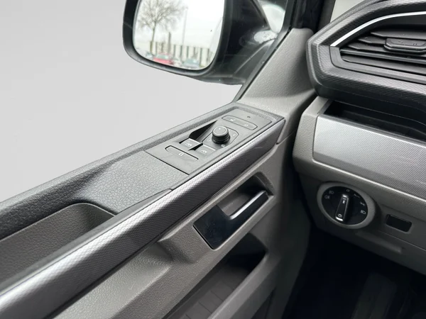 VOLKSWAGEN Transp T6.1 1200 Caravelle Swb (2021) — foto 9 van 20