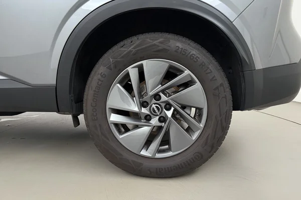 Nissan Qashqai (2023) — foto 17 van 20