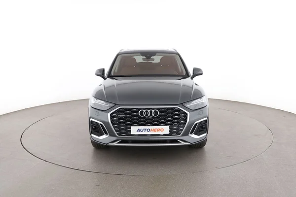 Audi Q5 (2021) — foto 15 van 16