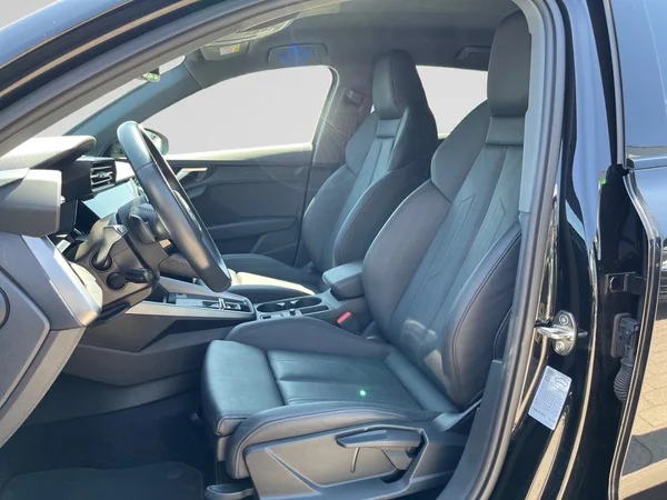 AUDI A3 Sportback (2024) — foto 17 van 21