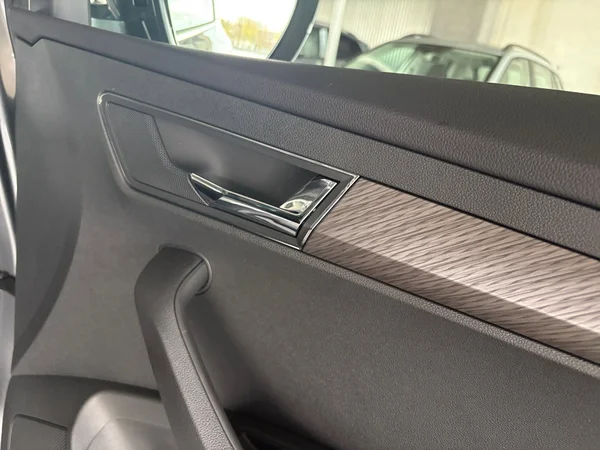 SKODA Karoq (2025) — foto 17 van 24