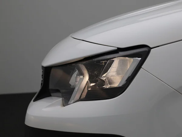 Peugeot Partner (2021) — foto 8 van 32