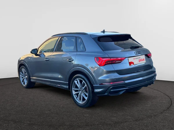 AUDI Q3 (2019) — foto 12 van 23