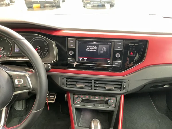 VOLKSWAGEN Polo GTI (2020) — foto 5 van 24