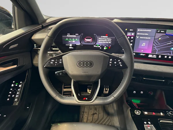 AUDI Q6 e-tron (2025) — foto 14 van 25