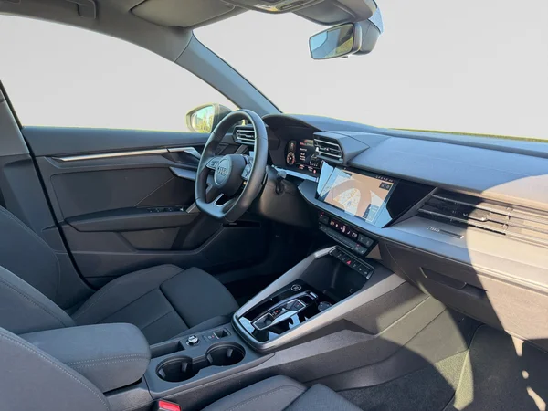 AUDI A3 Sportback (2025) — foto 4 van 20