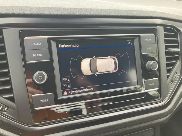 VOLKSWAGEN T-Roc (2021) — foto 20 van 21