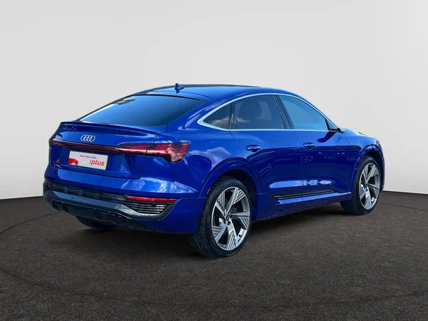 AUDI Q8 e-tron Sportback (2025) — foto 21 van 24