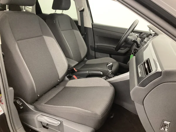 VOLKSWAGEN Polo (2025) — foto 28 van 36