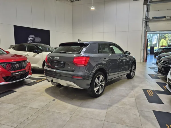 Audi Q2 (2020) — foto 18 van 21