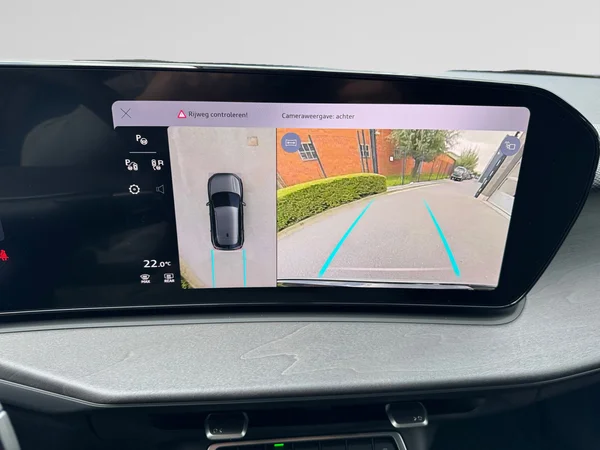 AUDI Q3 SUV e-hybrid (PHEV) (2025) — foto 16 van 16